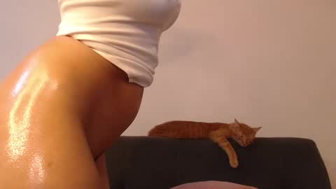 ISABELLA online show from March 11, 2:32 am