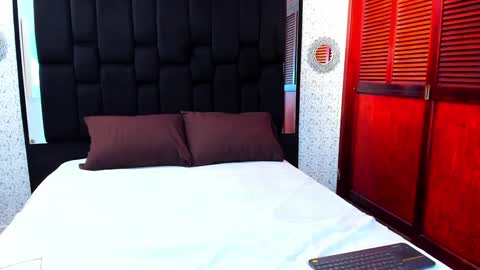 Snapshot of isabella_queen8 chatting on January 31, 1:22 am Isabella Your Queen online show from January 31, 1:22 am