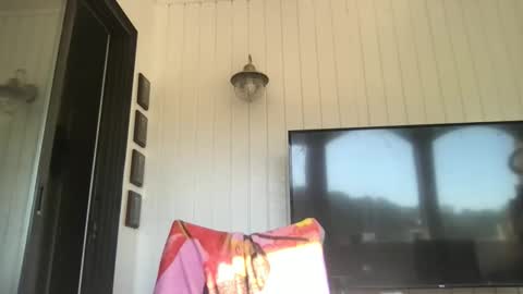 isabellaelizabeth online show from April 7, 9:28 pm