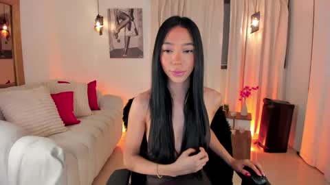 ISABELLA  online show from May 19, 3:08 pm