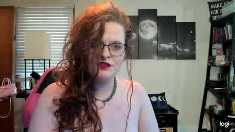 isabellamariedarcy online show from December 19, 8:37 pm