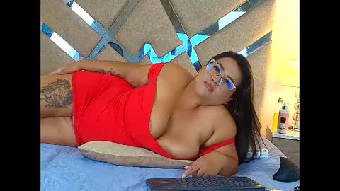 IsabellMendez online show from April 15, 12:25 am
