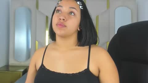 isabellrodriguez18 online show from November 24, 4:22 am