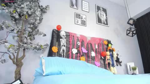 Snapshot of isabellsmmith chatting on October 18, 10:03 pm Isabellsmmith online show from October 18, 10:03 pm