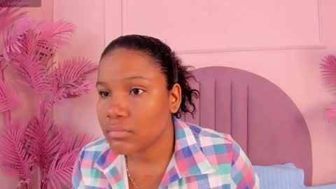 Snapshot of isabellsmmith chatting on October 14, 7:50 pm Isabellsmmith online show from October 14, 7:50 pm