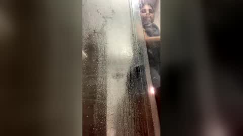 Isa online show from January 19, 1:04 am