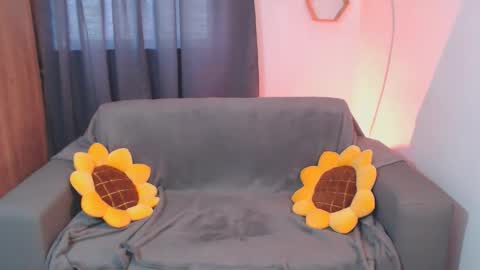 Isa online show from April 10, 5:50 pm