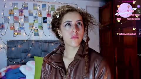 Isabela  online show from February 15, 7:51 am