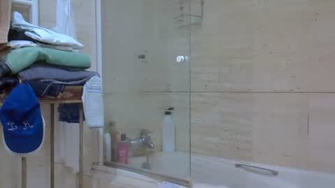 isd1969 online show from October 26, 1:12 pm