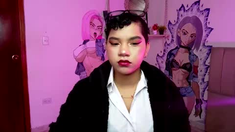 isabela online show from November 17, 4:15 am