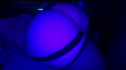 ishtarea online show from January 30, 1:00 am