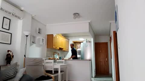 isi99999 online show from March 23, 9:25 am