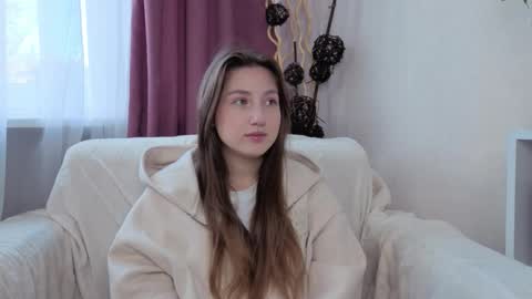 Olivia online show from October 17, 8:18 am