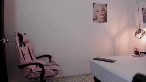 Isis online show from December 27, 12:34 pm