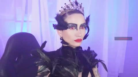 Isis Raichu online show from February 3, 9:08 pm