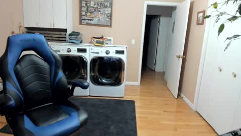 Jim online show from November 3, 12:11 am