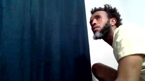 islandmaker online show from February 9, 12:58 am