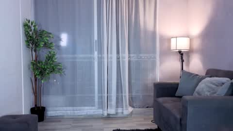 Snapshot of isnotforeveryone chatting on September 22, 1:10 am Julyane online show from September 22, 1:10 am