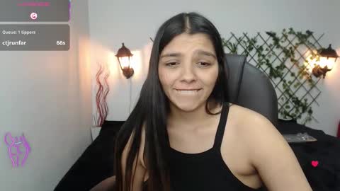 Issa  online show from October 7, 6:15 pm