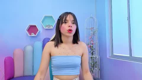 Snapshot of issa_skinny_ chatting on October 19, 12:21 pm Issa Skinny online show from October 19, 12:21 pm