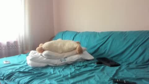 Issabelle online show from January 18, 8:56 am