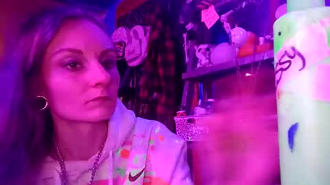 Girlnextdoor online show from December 3, 7:09 am