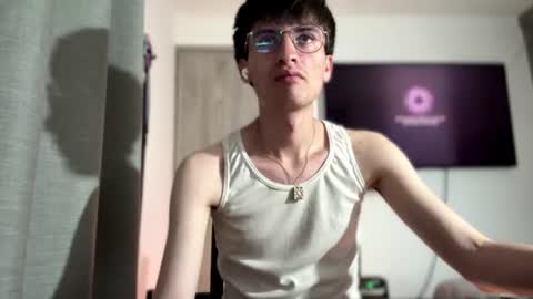 its_alex05 online show from June 11, 2:44 am