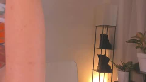 Maria online show from February 22, 8:22 pm