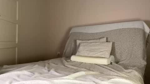 Maxx online show from April 22, 3:13 am