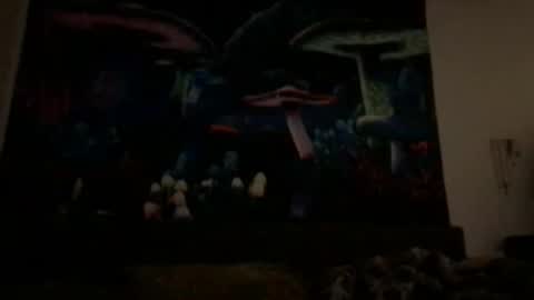 Itty Bitty  Big Poppa online show from March 12, 2:20 am