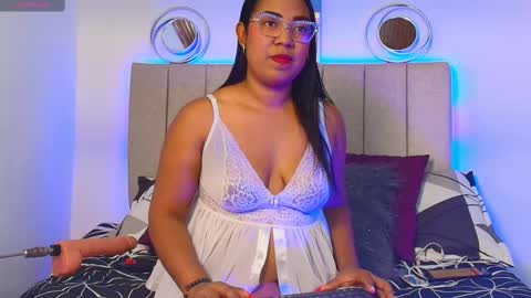 Ivette online show from March 11, 1:01 pm