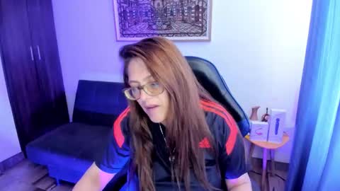 IVETTE online show from March 1, 1:48 pm