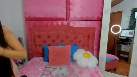 Ivonny online show from December 15, 11:06 am