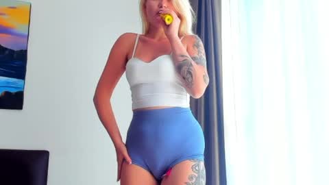 ivory_soule online show from April 9, 6:30 am