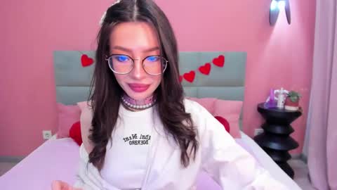 Ivy online show from February 16, 1:48 am