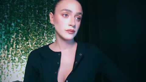 Miss Ivy online show from February 27, 6:53 pm