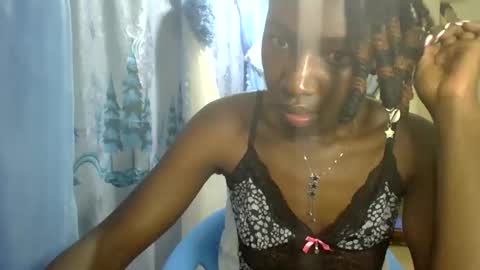 ivyk_ online show from March 15, 10:46 pm