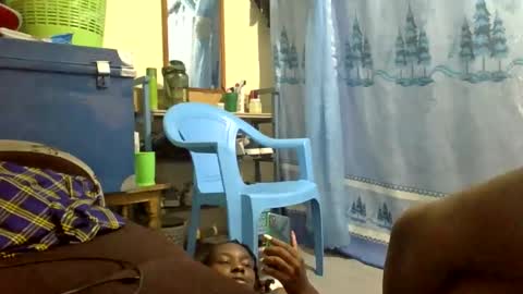 ivyk_ online show from March 13, 11:02 am