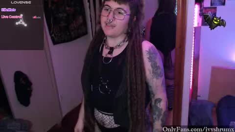 Ivy ShrumX online show from November 7, 2:47 am