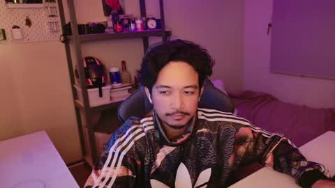 iwasd3nse online show from December 19, 2:35 pm