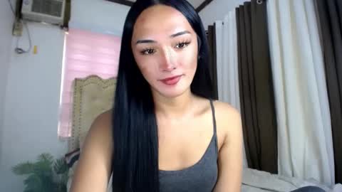 iwillcum4u_ online show from September 24, 2:40 am