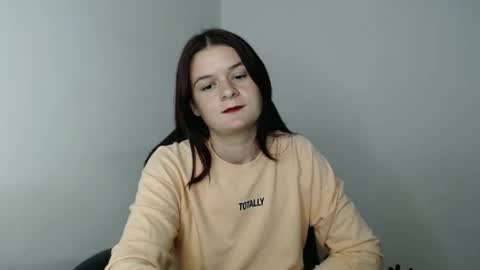 Shygirl online show from October 9, 8:03 pm