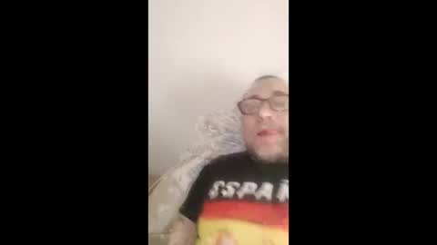 j195325 online show from May 3, 3:07 pm