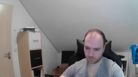 Snapshot of j_german783377 chatting on February 6, 11:20 am here4y online show from February 6, 11:20 am