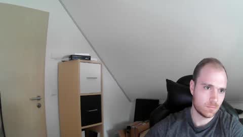 Snapshot of j_german783377 chatting on February 3, 10:03 am here4y online show from February 3, 10:03 am
