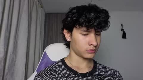 Noah online show from November 27, 11:56 pm