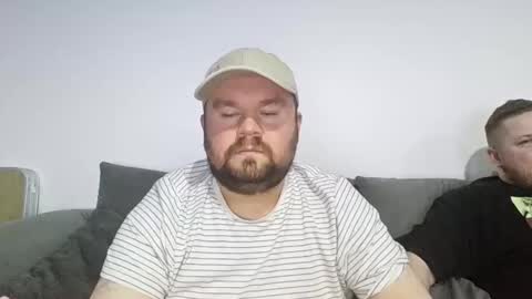 ja_couple online show from April 4, 8:05 pm