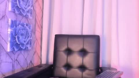Jade West online show from July 16, 11:02 am