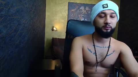 Snapshot of jacezachary chatting on February 19, 9:39 am JaceZachary online show from February 19, 9:39 am