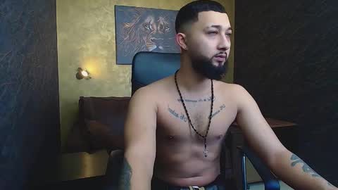 Snapshot of jacezachary chatting on February 20, 10:16 am JaceZachary online show from February 20, 10:16 am